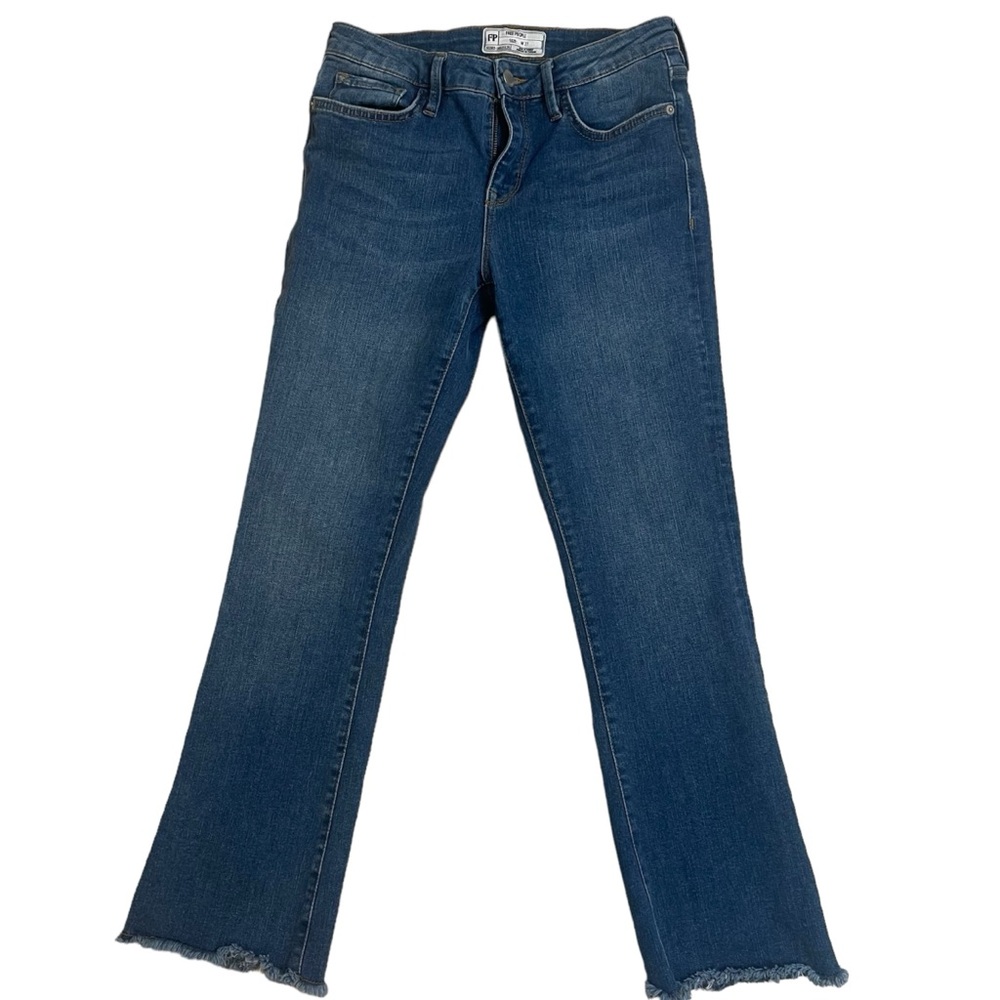 Free People Straight β Leg Jeans Stretch Denim Raw Hem Medium Blue Wash 27x 26